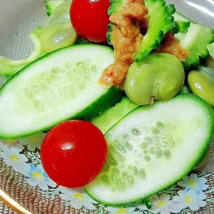夏野菜のごま酢味噌サラダ
